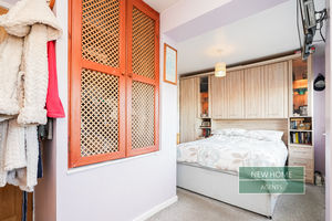 Photo 13- click for photo gallery